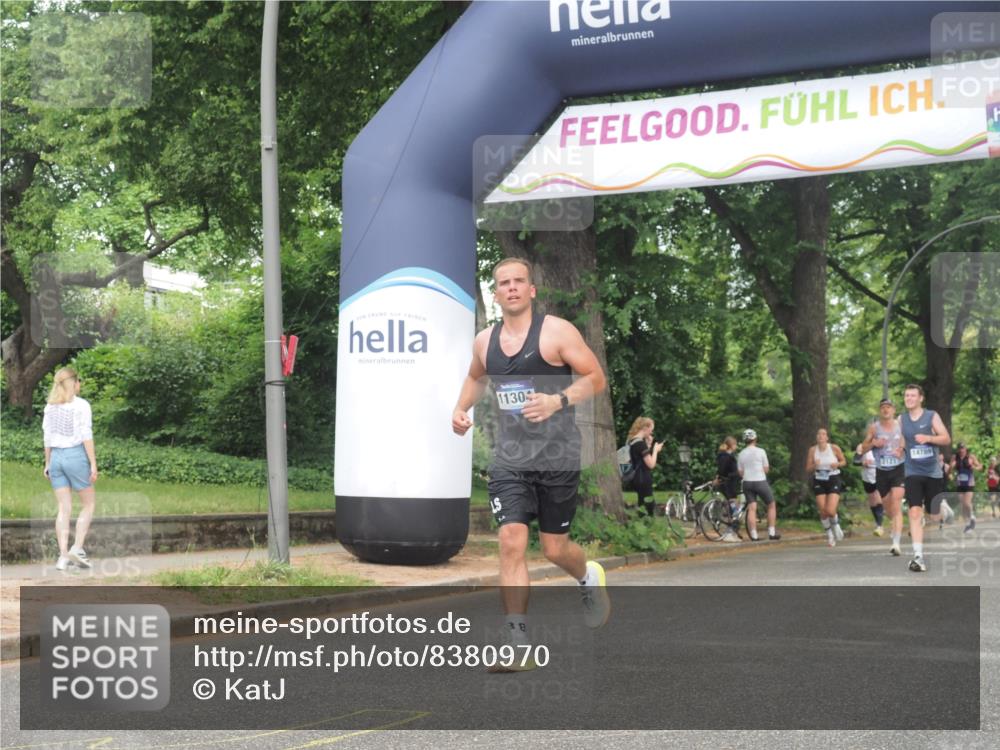29.06.2025 - hella hamburg halbmarathon KatJ http://msf.ph/oto/8380970 29.06.2025 10:25:11 Zwischen KM18-KM19 2774 meine-sportfotos.de