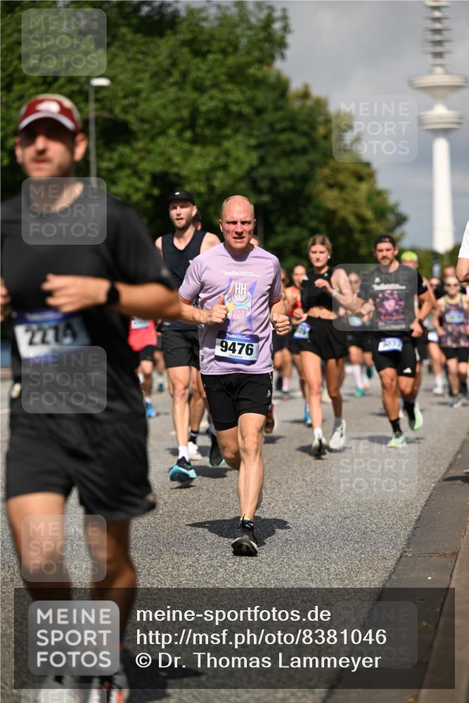 29.06.2025 - hella hamburg halbmarathon Dr. Thomas Lammeyer http://msf.ph/oto/8381046 29.06.2025 09:58:59 Kennedybrücke 1683, 1884, 2274, 2287, 2411, 2592, 2596, 2706, 2708, 3087, 3208, 3209, 3258, 3435, 3747, 3985, 4093, 4121, 4189, 4832, 5102, 5399, 5459, 5638, 5705, 5915, 6027, 6054, 6158, 6421, 6532, 6662, 6723, 6836, 7052, 7659, 8117, 8153, 8218, 8371, 8437, 8487, 8577, 8693, 8720, 8889, 8927, 9031, 9032, 9093, 9159, 9386, 9476, 9529, 9649, 9720, 9786, 9869, 9959, 10053, 10115, 10122, 10184, 10423 meine-sportfotos.de