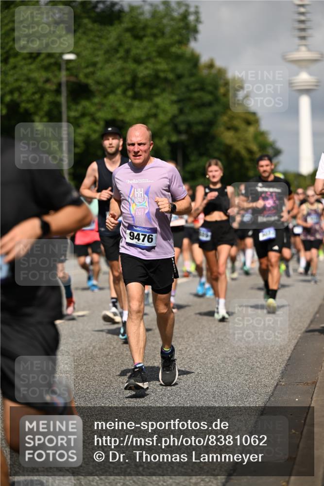 29.06.2025 - hella hamburg halbmarathon Dr. Thomas Lammeyer http://msf.ph/oto/8381062 29.06.2025 09:59:00 Kennedybrücke 1683, 1884, 2274, 2287, 2411, 2592, 2596, 2706, 2708, 3087, 3208, 3209, 3258, 3435, 3747, 3985, 4093, 4121, 4189, 4832, 5102, 5399, 5459, 5638, 5705, 5915, 6027, 6054, 6158, 6421, 6532, 6662, 6723, 6836, 7052, 7659, 8117, 8153, 8218, 8371, 8437, 8454, 8487, 8577, 8693, 8720, 8889, 8927, 9031, 9032, 9093, 9159, 9386, 9476, 9529, 9649, 9720, 9786, 9869, 9959, 10053, 10115, 10122, 10184, 10423 meine-sportfotos.de