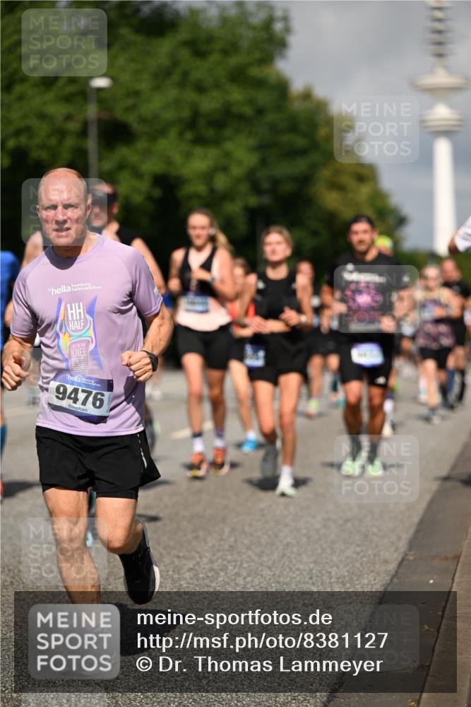 29.06.2025 - hella hamburg halbmarathon Dr. Thomas Lammeyer http://msf.ph/oto/8381127 29.06.2025 09:59:01 Kennedybrücke 1683, 1696, 1884, 2207, 2274, 2287, 2411, 2706, 2708, 3087, 3208, 3209, 3258, 3435, 3747, 3985, 4093, 4121, 4189, 4832, 4847, 4890, 5102, 5399, 5459, 5638, 5705, 5915, 6027, 6054, 6158, 6421, 6532, 6662, 6691, 6836, 6938, 7052, 7659, 8117, 8153, 8218, 8371, 8437, 8454, 8487, 8577, 8693, 8720, 8856, 8889, 8927, 9031, 9032, 9093, 9159, 9386, 9476, 9529, 9649, 9720, 9786, 9869, 9959, 10053, 10115, 10122, 10184, 10423 meine-sportfotos.de