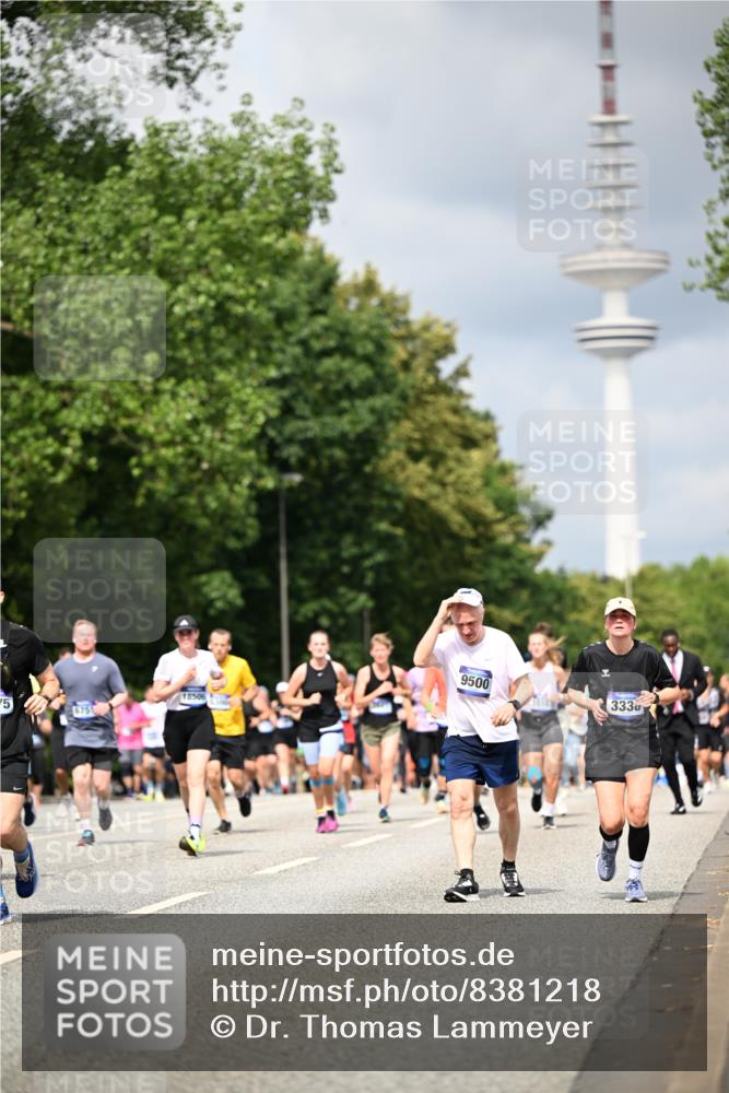 29.06.2025 - hella hamburg halbmarathon Dr. Thomas Lammeyer http://msf.ph/oto/8381218 29.06.2025 10:42:40 Kennedybrücke 1394, 1596, 1791, 1901, 2151, 3094, 3095, 3323, 3338, 3633, 3635, 3636, 3716, 3841, 3927, 4414, 4921, 5300, 5713, 5790, 6199, 6200, 6695, 6696, 6751, 6930, 7118, 7119, 7148, 7165, 7244, 7371, 7552, 7692, 7849, 7914, 8539, 8583, 8615, 9424, 9500, 9689, 9699, 10584, 11152 meine-sportfotos.de