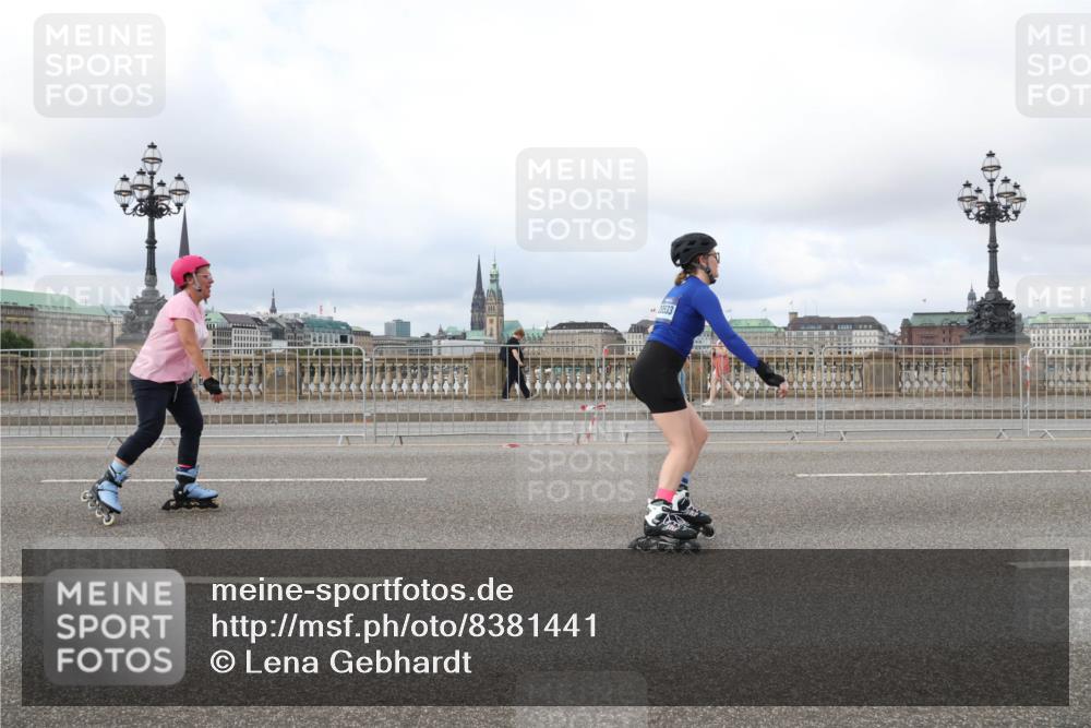 29.06.2025 - hella hamburg halbmarathon Lena Gebhardt http://msf.ph/oto/8381441 29.06.2025 09:15:10 Lombardsbrücke 2533 meine-sportfotos.de