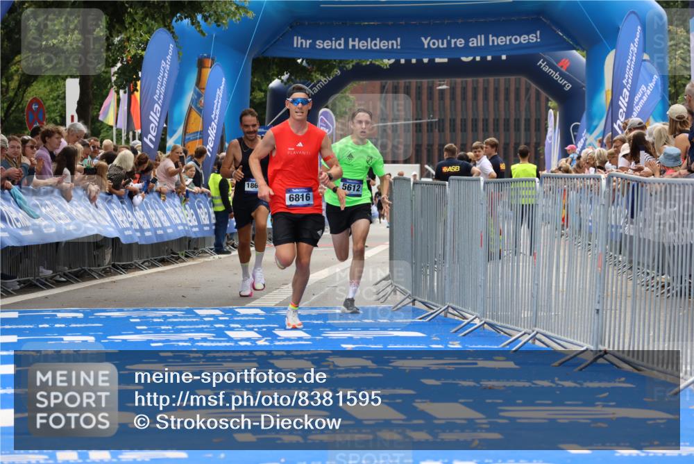 29.06.2025 - hella hamburg halbmarathon Strokosch-Dieckow http://msf.ph/oto/8381595 29.06.2025 10:24:15 Ziel 5612, 6816, 7331, 18569, 18695 meine-sportfotos.de