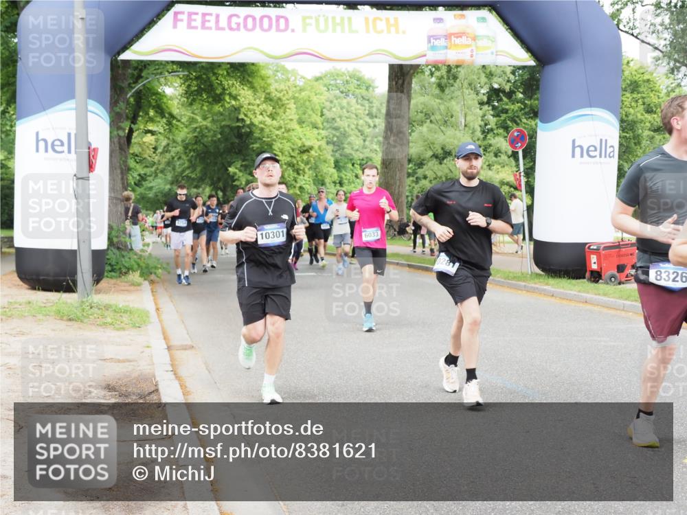 29.06.2025 - hella hamburg halbmarathon MichiJ http://msf.ph/oto/8381621 29.06.2025 10:46:32 Zwischen KM18-KM19 4238, 6033, 6438, 6470, 8326, 10281, 10301, 11041, 12564, 12736, 13706, 14732, 15344, 17814, 18377, 18799 meine-sportfotos.de