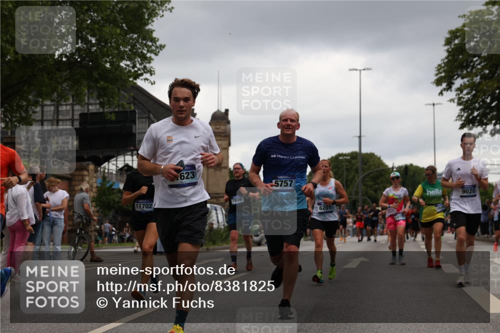 29.06.2025 - hella hamburg halbmarathon Yannick Fuchs http://msf.ph/oto/8381825 29.06.2025 10:54:54 20KM 1188, 1364, 1414, 1453, 1653, 2322, 2323, 2661, 3698, 5602, 5603, 5775, 6033, 6201, 6487, 6708, 6754, 6757, 6921, 7006, 7306, 7636, 7759, 7761, 8662, 9020, 9021, 9611, 9984, 10534, 11623, 11702, 11782, 12789, 12908, 13459, 13516, 15269, 16621, 17145, 17226, 17951, 17952, 18133, 18757, 19117, 19146, 19242 meine-sportfotos.de