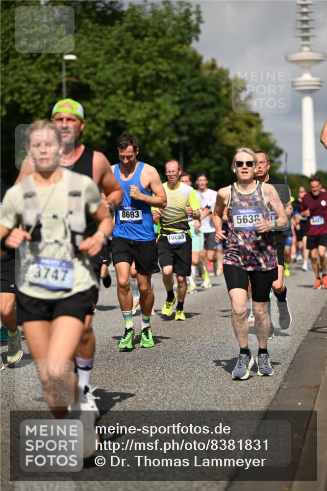 29.06.2025 - hella hamburg halbmarathon Dr. Thomas Lammeyer http://msf.ph/oto/8381831 29.06.2025 09:59:05 Kennedybrücke 1200, 1683, 1696, 1884, 2207, 2274, 2287, 2411, 2706, 2708, 3087, 3208, 3209, 3213, 3258, 3435, 3747, 3985, 4093, 4121, 4189, 4345, 4847, 4890, 5102, 5399, 5421, 5459, 5638, 5915, 6027, 6054, 6158, 6421, 6532, 6662, 6691, 6836, 6938, 7052, 7312, 7659, 8139, 8153, 8205, 8216, 8218, 8302, 8371, 8437, 8454, 8487, 8577, 8693, 8720, 8856, 8889, 8899, 8927, 8955, 9031, 9032, 9093, 9159, 9386, 9476, 9529, 9649, 9720, 9786, 9869, 9959, 10053, 10115, 10184, 10263, 10423 meine-sportfotos.de