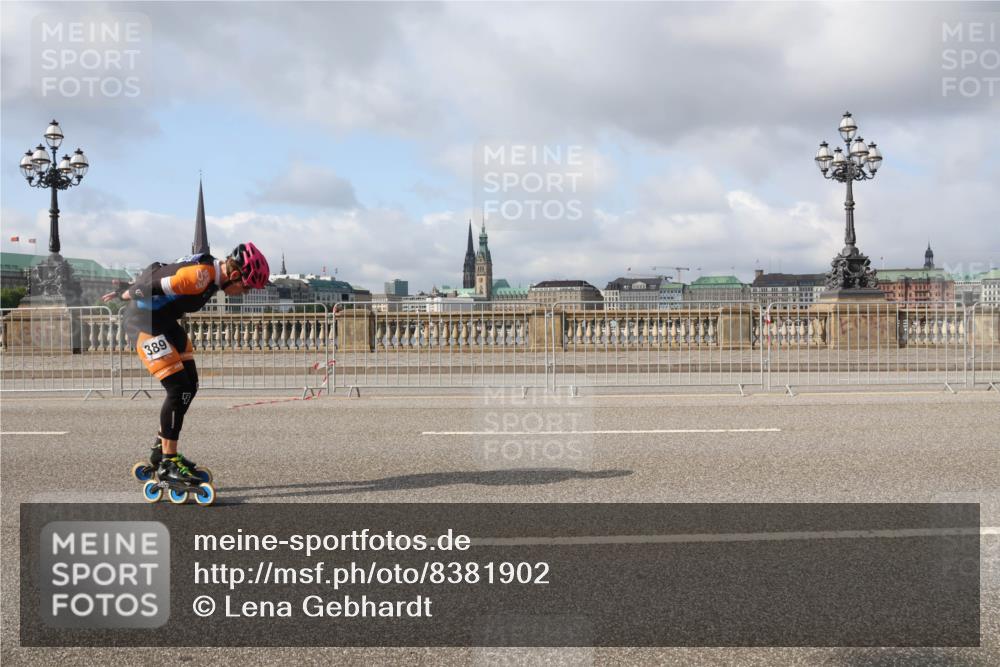 29.06.2025 - hella hamburg halbmarathon Lena Gebhardt http://msf.ph/oto/8381902 29.06.2025 08:52:24 Lombardsbrücke 389 meine-sportfotos.de