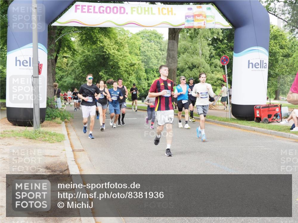 29.06.2025 - hella hamburg halbmarathon MichiJ http://msf.ph/oto/8381936 29.06.2025 10:46:35 Zwischen KM18-KM19 2730, 4238, 6033, 6087, 6438, 6754, 8326, 10281, 10301, 11041, 11935, 12564, 13706, 14732, 15344, 17814, 18377, 18727, 18855 meine-sportfotos.de