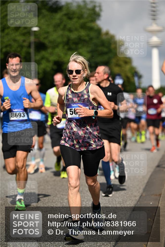 29.06.2025 - hella hamburg halbmarathon Dr. Thomas Lammeyer http://msf.ph/oto/8381966 29.06.2025 09:59:06 Kennedybrücke 1200, 1683, 1696, 1884, 2207, 2274, 2287, 2411, 2706, 2708, 3087, 3208, 3209, 3213, 3258, 3435, 3747, 3985, 4093, 4121, 4189, 4345, 4847, 4890, 5102, 5399, 5421, 5459, 5638, 5915, 6009, 6027, 6054, 6158, 6421, 6532, 6662, 6691, 6836, 6938, 7052, 7312, 7659, 8139, 8153, 8205, 8216, 8218, 8302, 8371, 8437, 8454, 8487, 8577, 8693, 8720, 8856, 8889, 8899, 8927, 8955, 9031, 9032, 9093, 9159, 9386, 9476, 9529, 9649, 9720, 9786, 9869, 9959, 10053, 10115, 10184, 10263, 10423 meine-sportfotos.de