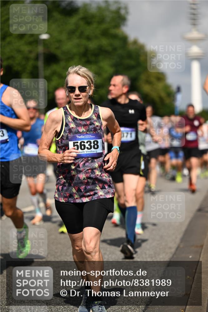 29.06.2025 - hella hamburg halbmarathon Dr. Thomas Lammeyer http://msf.ph/oto/8381989 29.06.2025 09:59:07 Kennedybrücke 1200, 1630, 1683, 1696, 1884, 2207, 2274, 2287, 2411, 2706, 2708, 3087, 3208, 3209, 3213, 3258, 3435, 3747, 3985, 4093, 4121, 4189, 4345, 4847, 4890, 5102, 5399, 5421, 5459, 5638, 5915, 6009, 6027, 6054, 6158, 6421, 6532, 6662, 6691, 6836, 6938, 7052, 7312, 7659, 8139, 8153, 8205, 8216, 8218, 8302, 8371, 8437, 8454, 8487, 8577, 8693, 8720, 8856, 8889, 8899, 8927, 8955, 9031, 9032, 9093, 9159, 9386, 9476, 9529, 9649, 9720, 9786, 9869, 9959, 10053, 10115, 10184, 10263, 10423 meine-sportfotos.de