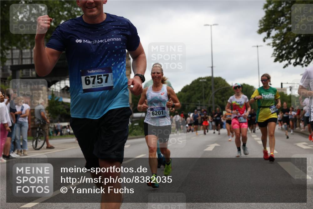 29.06.2025 - hella hamburg halbmarathon Yannick Fuchs http://msf.ph/oto/8382035 29.06.2025 10:54:55 20KM 1188, 1364, 1414, 1453, 1653, 2322, 2323, 2661, 3698, 5602, 5603, 5775, 6033, 6201, 6487, 6708, 6754, 6757, 6921, 7006, 7250, 7306, 7636, 7759, 7761, 8483, 8662, 9020, 9021, 9611, 9984, 10295, 10534, 11623, 11702, 11782, 12789, 12908, 13459, 13516, 15269, 16621, 17145, 17226, 17951, 17952, 18133, 18757, 19117, 19146, 19242 meine-sportfotos.de