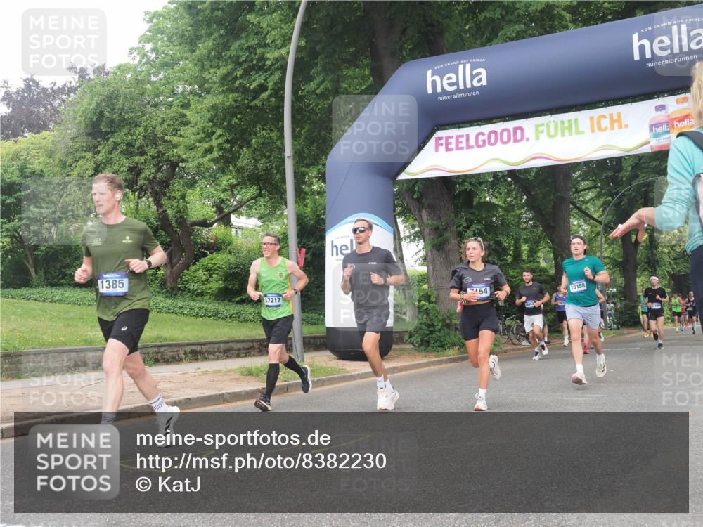 29.06.2025 - hella hamburg halbmarathon KatJ http://msf.ph/oto/8382230 29.06.2025 10:25:22 Zwischen KM18-KM19 1385, 2121, 2399, 5042, 6915, 6993, 7154 meine-sportfotos.de