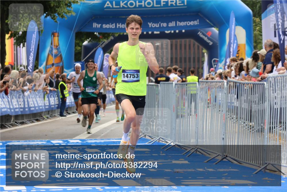 29.06.2025 - hella hamburg halbmarathon Strokosch-Dieckow http://msf.ph/oto/8382294 29.06.2025 10:24:00 Ziel 9269, 10234, 11194, 13440, 14753, 17614, 19041 meine-sportfotos.de