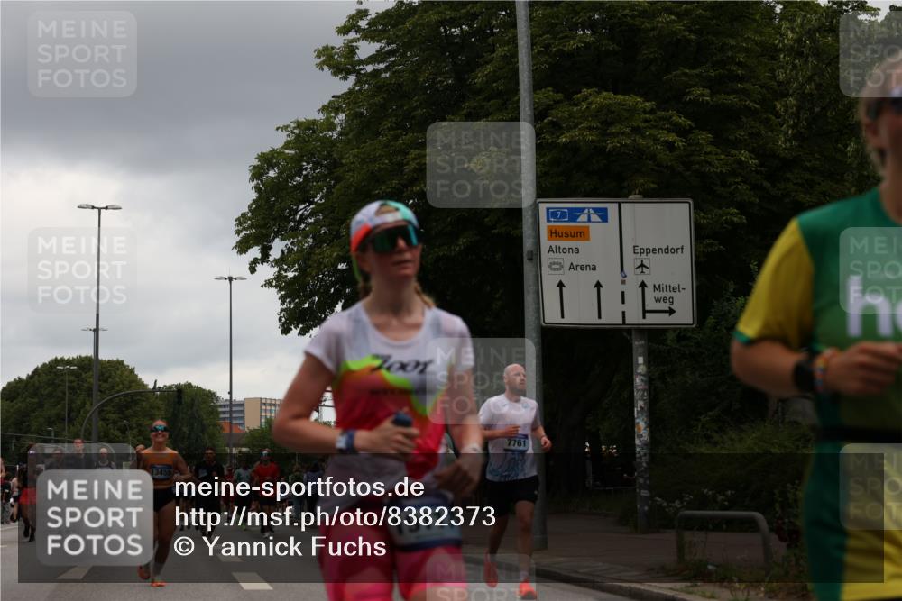 29.06.2025 - hella hamburg halbmarathon Yannick Fuchs http://msf.ph/oto/8382373 29.06.2025 10:54:58 20KM 1188, 1364, 1414, 1453, 1653, 1823, 2322, 2323, 2426, 2661, 3698, 5602, 5603, 5775, 6201, 6487, 6674, 6708, 6754, 6757, 6921, 7006, 7250, 7306, 7759, 7761, 8177, 8483, 8662, 9020, 9021, 9611, 9984, 10295, 10534, 11623, 11702, 11782, 12789, 12908, 13459, 13516, 15269, 16621, 17145, 17226, 17951, 17952, 18133, 18757, 19117, 19146, 19242 meine-sportfotos.de