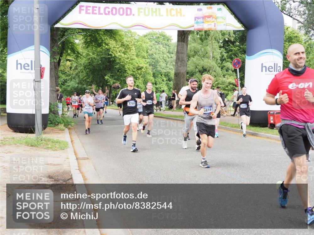 29.06.2025 - hella hamburg halbmarathon MichiJ http://msf.ph/oto/8382544 29.06.2025 10:46:43 Zwischen KM18-KM19 1019, 1544, 2426, 2730, 3780, 6087, 6327, 9741, 9985, 11250, 11366, 11935, 11937, 14471, 17304, 18063, 18855 meine-sportfotos.de