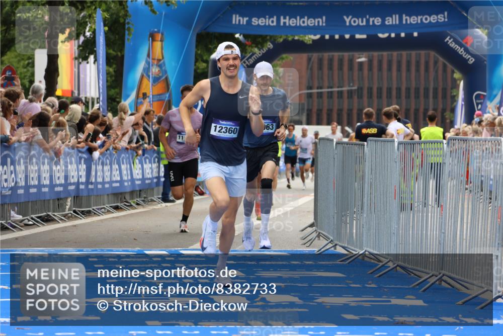 29.06.2025 - hella hamburg halbmarathon Strokosch-Dieckow http://msf.ph/oto/8382733 29.06.2025 10:23:51 Ziel 6699, 7963, 9447, 10780, 11194, 12360, 13440 meine-sportfotos.de