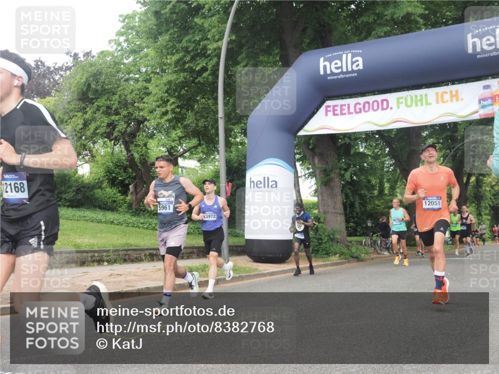 29.06.2025 - hella hamburg halbmarathon KatJ http://msf.ph/oto/8382768 29.06.2025 10:25:27 Zwischen KM18-KM19 1385, 3959, 5315, 5961, 6915, 7152, 7154 meine-sportfotos.de