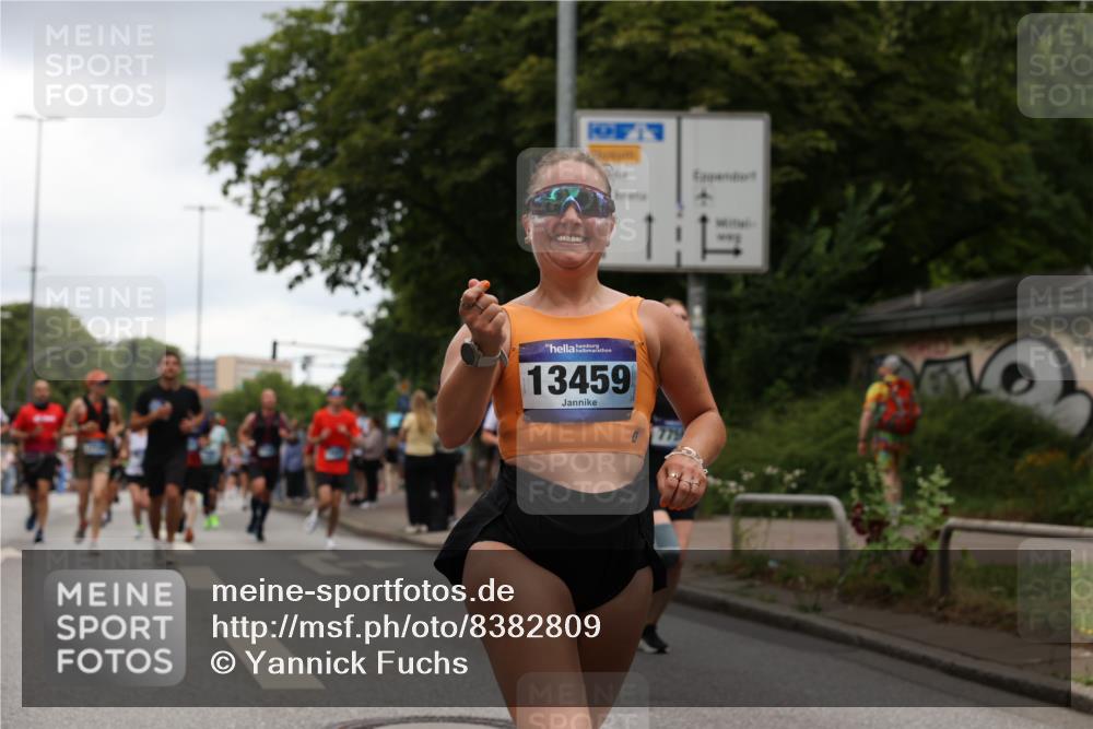 29.06.2025 - hella hamburg halbmarathon Yannick Fuchs http://msf.ph/oto/8382809 29.06.2025 10:55:01 20KM 1188, 1364, 1414, 1453, 1823, 2322, 2323, 2426, 2661, 3698, 5379, 5602, 5603, 5775, 6201, 6674, 6708, 6757, 6921, 7006, 7250, 7306, 7759, 7761, 8177, 8483, 8662, 9020, 9021, 9611, 9984, 10295, 11623, 11702, 11782, 12789, 12908, 13459, 13516, 15269, 16621, 17145, 17181, 17226, 17951, 17952, 18133, 18757, 19117, 19146, 19242 meine-sportfotos.de