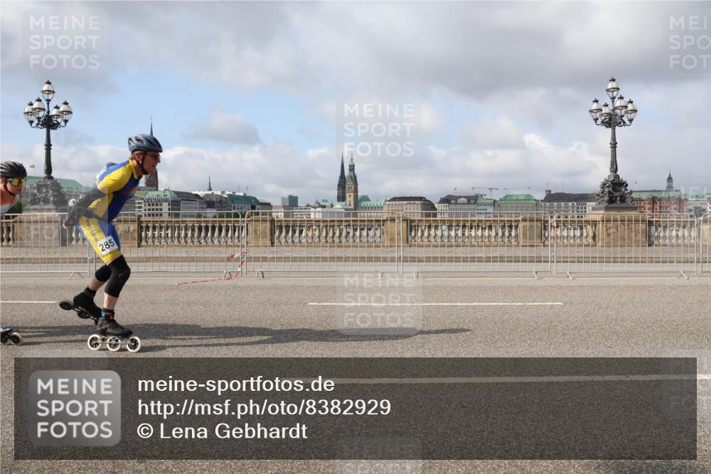 29.06.2025 - hella hamburg halbmarathon Lena Gebhardt http://msf.ph/oto/8382929 29.06.2025 08:52:26 Lombardsbrücke 285 meine-sportfotos.de