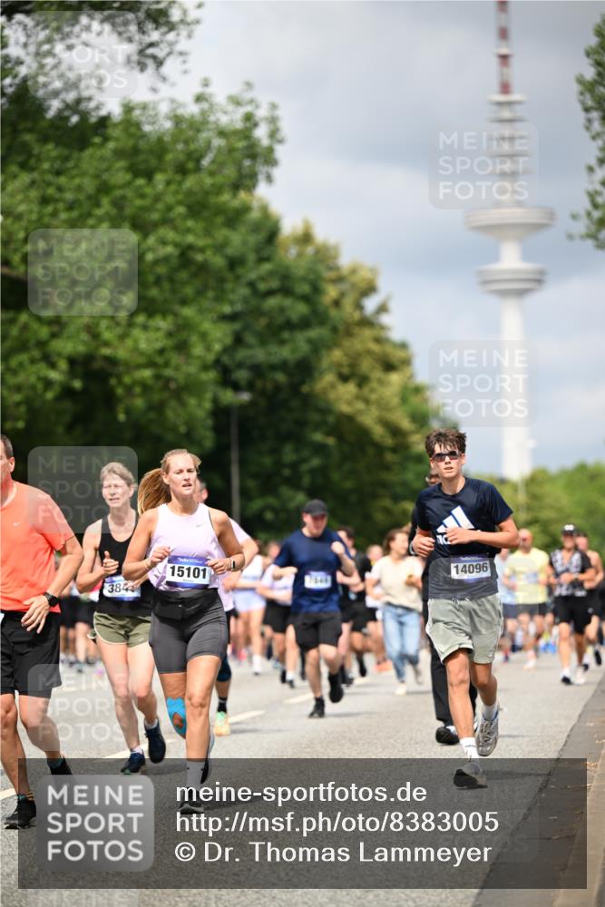 29.06.2025 - hella hamburg halbmarathon Dr. Thomas Lammeyer http://msf.ph/oto/8383005 29.06.2025 10:42:47 Kennedybrücke 1394, 1457, 1596, 1721, 1791, 1901, 2113, 2151, 2786, 3094, 3095, 3242, 3323, 3338, 3635, 3716, 3841, 3927, 4139, 4259, 4260, 5085, 5089, 5155, 5161, 5300, 5713, 5790, 6199, 6200, 6695, 6696, 6751, 6930, 7117, 7118, 7119, 7148, 7165, 7244, 7371, 7552, 7692, 7849, 7914, 8583, 8615, 8635, 8747, 9004, 9424, 9500, 9689, 9699, 10584 meine-sportfotos.de