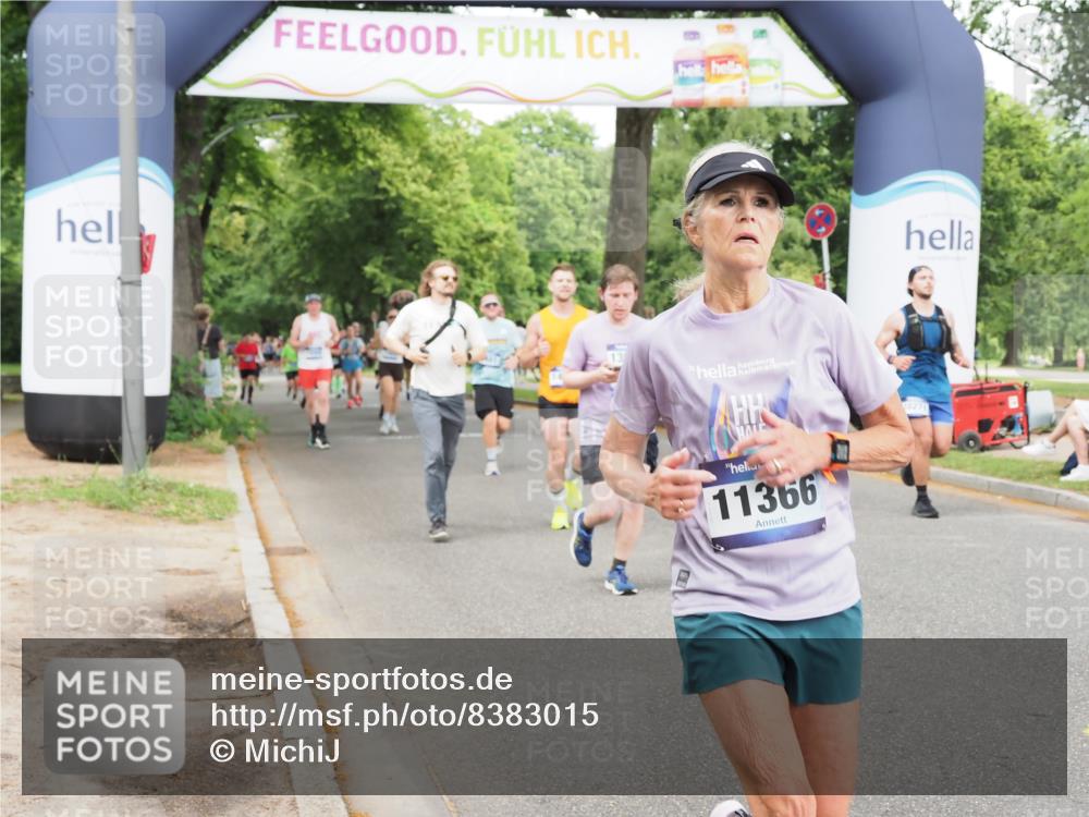 29.06.2025 - hella hamburg halbmarathon MichiJ http://msf.ph/oto/8383015 29.06.2025 10:46:48 Zwischen KM18-KM19 3780, 6327, 8481, 9741, 10271, 11366, 11937, 13993, 14471, 14577, 14631, 15269, 18063 meine-sportfotos.de