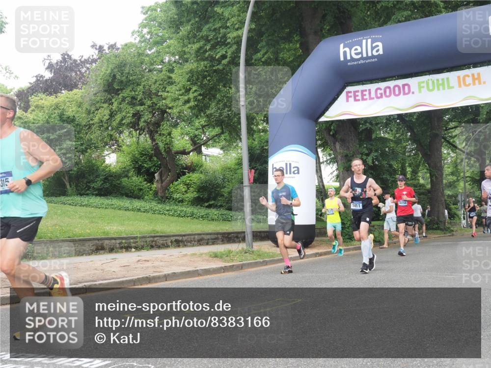 29.06.2025 - hella hamburg halbmarathon KatJ http://msf.ph/oto/8383166 29.06.2025 10:25:31 Zwischen KM18-KM19 1411, 3959, 5315, 5961, 7152, 8362 meine-sportfotos.de