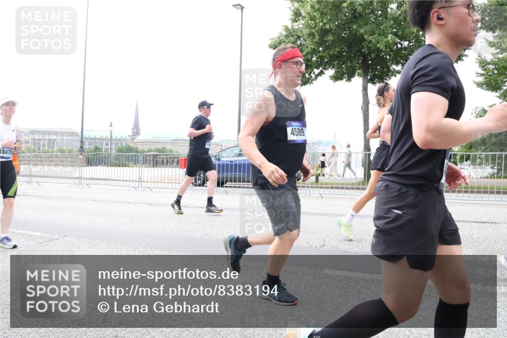 29.06.2025 - hella hamburg halbmarathon Lena Gebhardt http://msf.ph/oto/8383194 29.06.2025 10:49:37 Lombardsbrücke 18470, 4589, 1040, 1041, 1525, 1625, 1805, 1888, 2067, 2212, 2395, 2466, 2527, 2541, 2668, 2862, 2927, 2997, 3070, 3183, 3232, 3383, 3943, 4403, 4525, 4527, 4589, 4769, 4809, 4870, 5076, 5106, 5463, 5552, 5694, 6191, 6694, 6989, 7301, 7305, 7339, 7366, 7650, 7679, 7931, 7936, 8065, 8549, 9015, 9162, 9245, 9261, 10033, 10038, 10130, 10333, 10403, 10479, 10683, 10704, 10782, 10785, 11558, 11631, 12124, 12388, 13764, 14545, 14692 meine-sportfotos.de