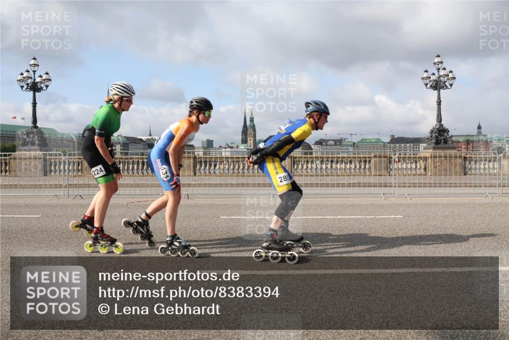 29.06.2025 - hella hamburg halbmarathon Lena Gebhardt http://msf.ph/oto/8383394 29.06.2025 08:52:26 Lombardsbrücke 224, 131, 285 meine-sportfotos.de