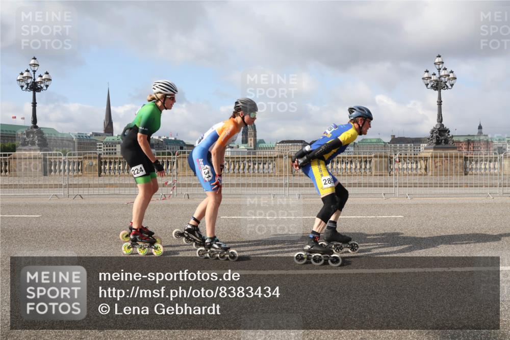 29.06.2025 - hella hamburg halbmarathon Lena Gebhardt http://msf.ph/oto/8383434 29.06.2025 08:52:27 Lombardsbrücke 224, 131, 285 meine-sportfotos.de