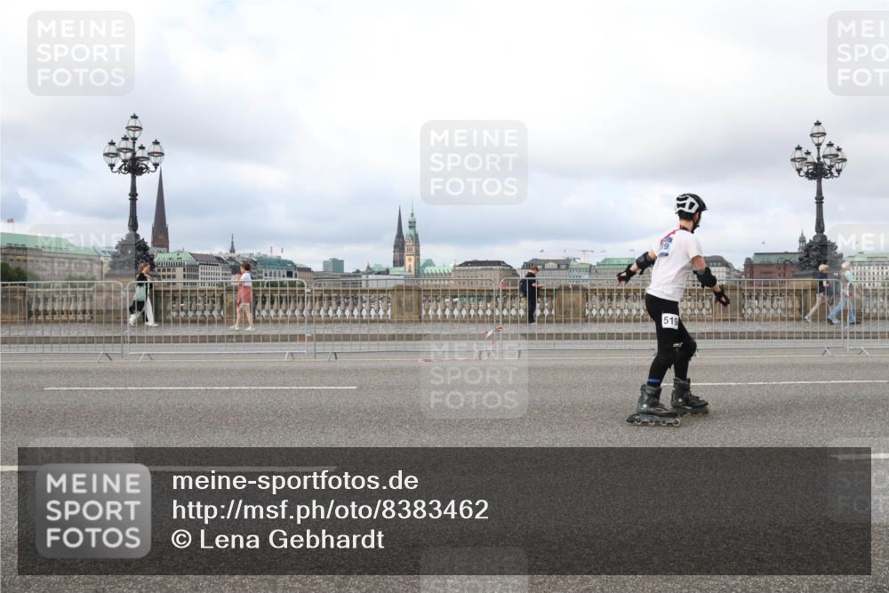 29.06.2025 - hella hamburg halbmarathon Lena Gebhardt http://msf.ph/oto/8383462 29.06.2025 09:15:16 Lombardsbrücke 519 meine-sportfotos.de