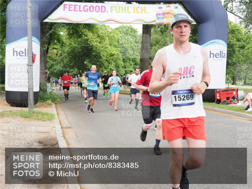 29.06.2025 - hella hamburg halbmarathon MichiJ http://msf.ph/oto/8383485 29.06.2025 10:46:54 Zwischen KM18-KM19 1681, 2091, 7476, 8481, 8531, 10271, 12908, 14631, 15269, 18624, 18701 meine-sportfotos.de