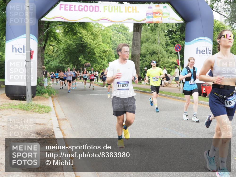 29.06.2025 - hella hamburg halbmarathon MichiJ http://msf.ph/oto/8383980 29.06.2025 10:47:01 Zwischen KM18-KM19 1681, 2091, 2363, 3169, 3698, 4013, 5347, 6757, 11623, 12761, 15733, 16754, 17491, 18130, 18200, 18202, 18556 meine-sportfotos.de