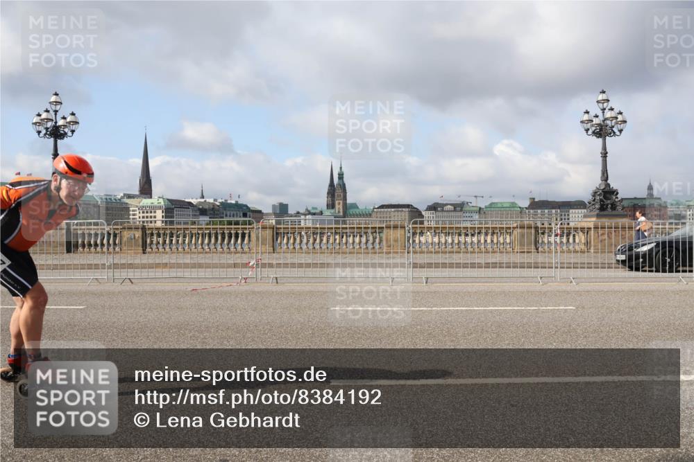 29.06.2025 - hella hamburg halbmarathon Lena Gebhardt http://msf.ph/oto/8384192 29.06.2025 08:52:41 Lombardsbrücke 914 meine-sportfotos.de