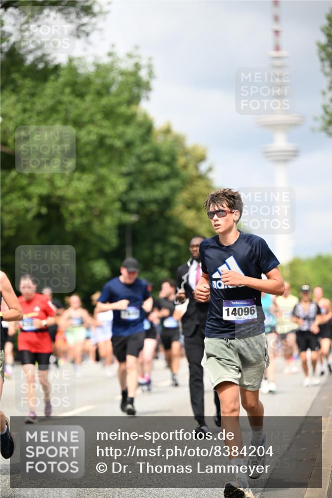 29.06.2025 - hella hamburg halbmarathon Dr. Thomas Lammeyer http://msf.ph/oto/8384204 29.06.2025 10:42:50 Kennedybrücke 1457, 1596, 1721, 1791, 2113, 2151, 2486, 2693, 2786, 3094, 3095, 3242, 3323, 3338, 3716, 3841, 3927, 4139, 4155, 4259, 4260, 5085, 5089, 5155, 5161, 5300, 5713, 6199, 6200, 6695, 6696, 6751, 6930, 7117, 7118, 7119, 7165, 7371, 7552, 7561, 7692, 7849, 7914, 8583, 8615, 8635, 8747, 9004, 9424, 9500, 9689, 9699, 10584 meine-sportfotos.de