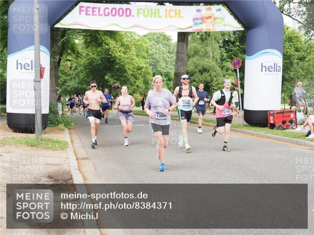 29.06.2025 - hella hamburg halbmarathon MichiJ http://msf.ph/oto/8384371 29.06.2025 10:47:06 Zwischen KM18-KM19 2167, 3169, 3698, 5347, 8749, 11623, 12761, 13583, 13589, 15733 meine-sportfotos.de