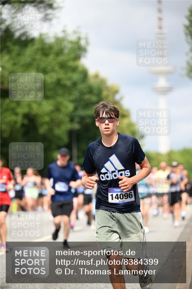 29.06.2025 - hella hamburg halbmarathon Dr. Thomas Lammeyer http://msf.ph/oto/8384399 29.06.2025 10:42:51 Kennedybrücke 1457, 1596, 1721, 2113, 2151, 2486, 2693, 2786, 3094, 3095, 3242, 3323, 3338, 3841, 3927, 4139, 4155, 4259, 4260, 5085, 5089, 5155, 5161, 5300, 6199, 6200, 6695, 6696, 6751, 7117, 7118, 7119, 7165, 7371, 7552, 7561, 7692, 7849, 7914, 8583, 8635, 8747, 9004, 9424, 9500, 9689, 9699, 10584 meine-sportfotos.de