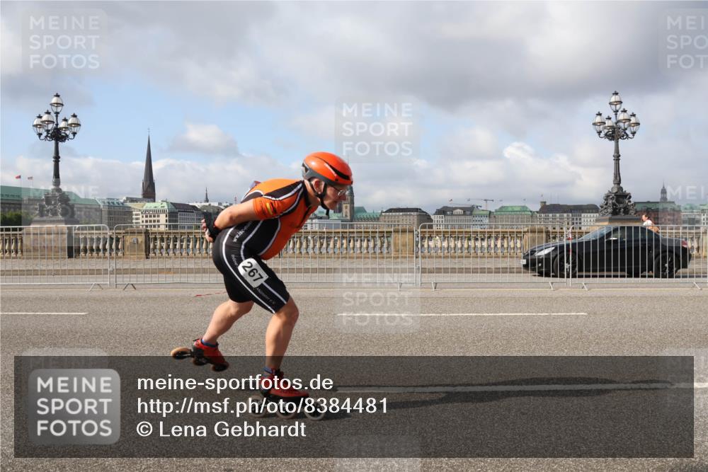 29.06.2025 - hella hamburg halbmarathon Lena Gebhardt http://msf.ph/oto/8384481 29.06.2025 08:52:41 Lombardsbrücke 267 meine-sportfotos.de