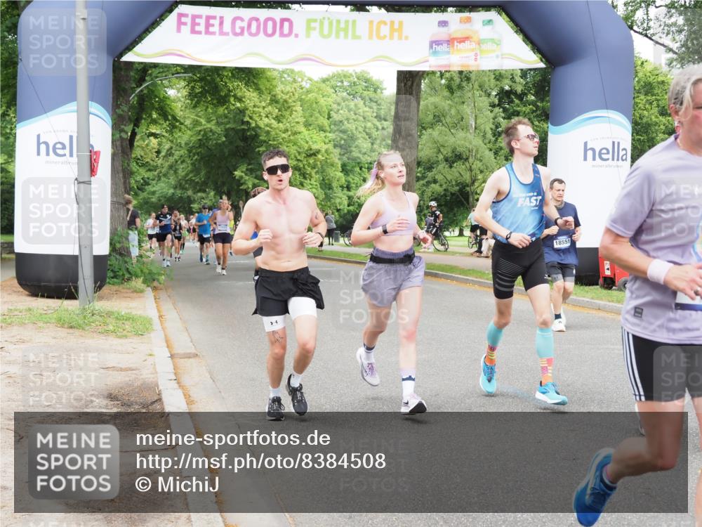 29.06.2025 - hella hamburg halbmarathon MichiJ http://msf.ph/oto/8384508 29.06.2025 10:47:08 Zwischen KM18-KM19 2167, 3698, 5272, 5347, 8749, 13583, 13589, 14902, 14965, 18551 meine-sportfotos.de