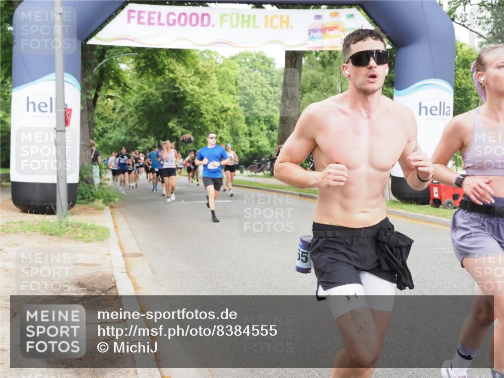 29.06.2025 - hella hamburg halbmarathon MichiJ http://msf.ph/oto/8384555 29.06.2025 10:47:09 Zwischen KM18-KM19 2167, 5272, 8749, 13583, 13589, 14902, 14965, 18551 meine-sportfotos.de