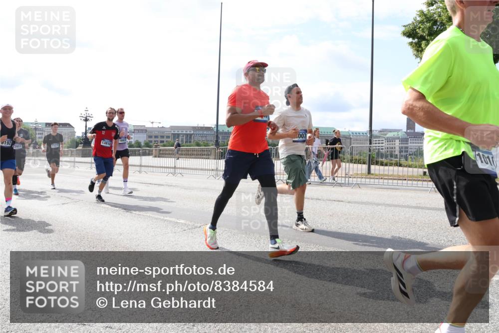 29.06.2025 - hella hamburg halbmarathon Lena Gebhardt http://msf.ph/oto/8384584 29.06.2025 10:15:46 Lombardsbrücke 9192, 13951, 13818, 007, 1156, 1440, 1651, 2076, 2110, 2436, 2720, 2989, 3167, 3417, 4007, 4466, 4492, 4494, 4828, 5069, 5271, 5423, 5739, 6376, 6576, 7452, 7809, 7810, 7897, 7941, 7942, 8256, 8554, 8746, 8885, 9192, 9307, 9423, 9657, 9675, 9784, 9997, 10108, 10608, 10775, 10858, 11113, 11303, 11478, 11774, 11783, 11818, 12427, 12457, 12469, 12521, 13179, 13197, 13453, 13500, 13818, 13951, 14413, 14423, 14550, 14552, 15150, 15307, 15740 meine-sportfotos.de