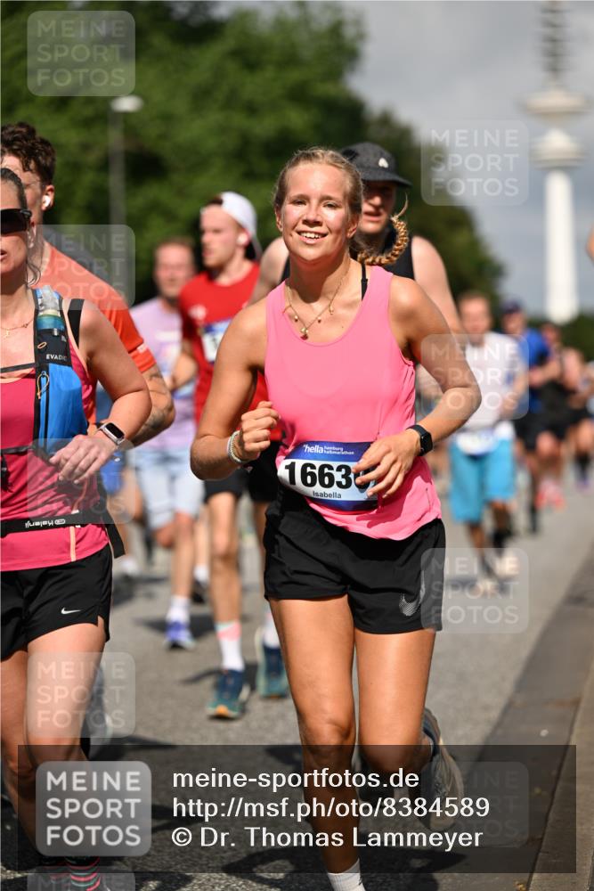 29.06.2025 - hella hamburg halbmarathon Dr. Thomas Lammeyer http://msf.ph/oto/8384589 29.06.2025 09:59:20 Kennedybrücke 1151, 1200, 1461, 1630, 1683, 1689, 1696, 1706, 1884, 2207, 2706, 2708, 3213, 3435, 3654, 3692, 3985, 4033, 4088, 4121, 4189, 4324, 4345, 4601, 4847, 4890, 5102, 5421, 5459, 5915, 6009, 6027, 6054, 6421, 6532, 6691, 6938, 7052, 7056, 7269, 7312, 7332, 7367, 7657, 8139, 8153, 8205, 8216, 8218, 8234, 8302, 8371, 8454, 8487, 8577, 8720, 8856, 8899, 8927, 8955, 8977, 9386, 9491, 9529, 9786, 9934, 9959, 10115, 10184, 10263, 11356 meine-sportfotos.de