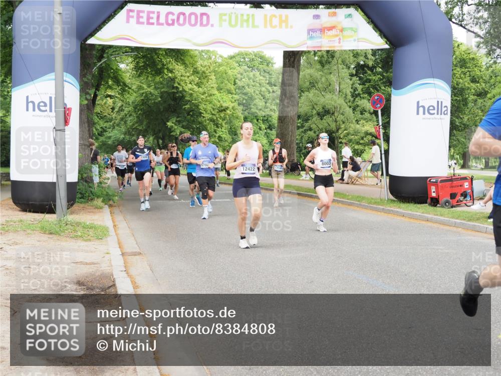 29.06.2025 - hella hamburg halbmarathon MichiJ http://msf.ph/oto/8384808 29.06.2025 10:47:13 Zwischen KM18-KM19 5272, 8749, 12422, 13583, 14902, 14965, 18133, 18551 meine-sportfotos.de