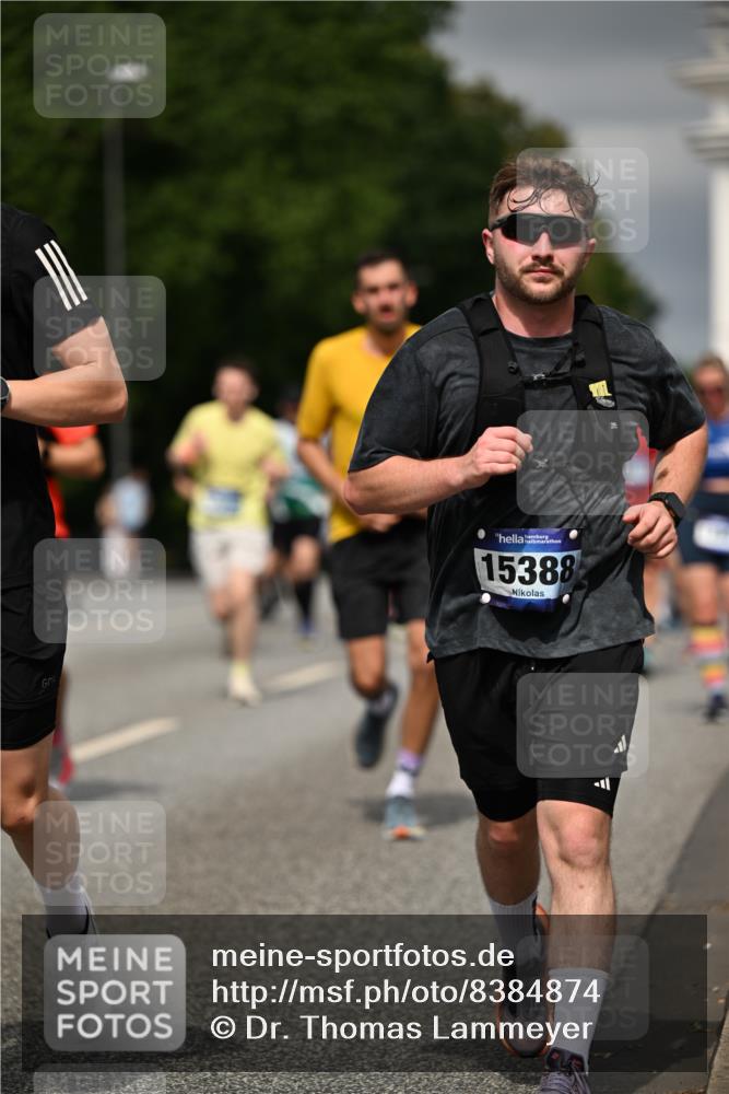 29.06.2025 - hella hamburg halbmarathon Dr. Thomas Lammeyer http://msf.ph/oto/8384874 29.06.2025 10:20:19 Kennedybrücke 1212, 1244, 1308, 1599, 2071, 2165, 2436, 2601, 2803, 3156, 3176, 3484, 3648, 4478, 4583, 4637, 6024, 6742, 6935, 7158, 7753, 7792, 8057, 8169, 8274, 8295, 8554, 8597, 8645, 8707, 8847, 9601, 9628, 9784, 9802, 9810, 10107, 10139, 10141, 10183, 10292, 10844, 11236, 11344, 11345 meine-sportfotos.de