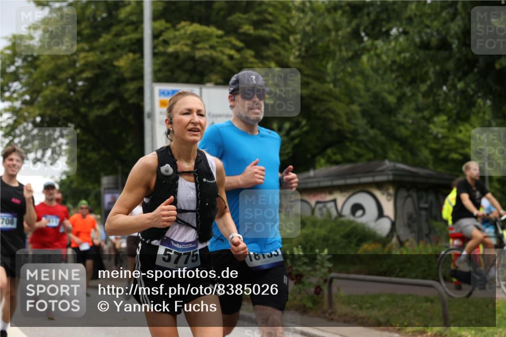 29.06.2025 - hella hamburg halbmarathon Yannick Fuchs http://msf.ph/oto/8385026 29.06.2025 10:55:11 20KM 1188, 1453, 1823, 2426, 2661, 3698, 5379, 5602, 5603, 5613, 5775, 6674, 6708, 6921, 7250, 7306, 7759, 7761, 8177, 8483, 9071, 9453, 9611, 9752, 9984, 10295, 10882, 11515, 12377, 12789, 12908, 13516, 13558, 15008, 16614, 16621, 17145, 17181, 17226, 17670, 17951, 18133, 18757, 19242 meine-sportfotos.de