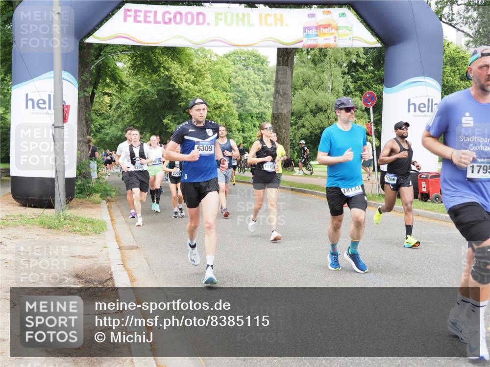 29.06.2025 - hella hamburg halbmarathon MichiJ http://msf.ph/oto/8385115 29.06.2025 10:47:17 Zwischen KM18-KM19 5775, 5885, 6309, 7761, 8003, 10576, 11753, 12422, 16915, 17145, 17952, 18029, 18133, 18266 meine-sportfotos.de