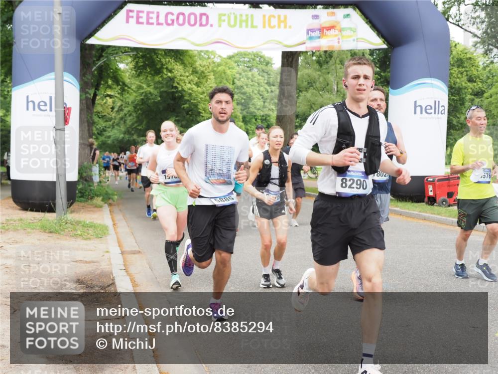 29.06.2025 - hella hamburg halbmarathon MichiJ http://msf.ph/oto/8385294 29.06.2025 10:47:19 Zwischen KM18-KM19 2978, 5775, 5885, 6309, 7761, 8003, 8290, 10576, 11753, 12422, 12491, 14224, 15785, 16915, 17145, 17952, 18029, 18133, 18266 meine-sportfotos.de
