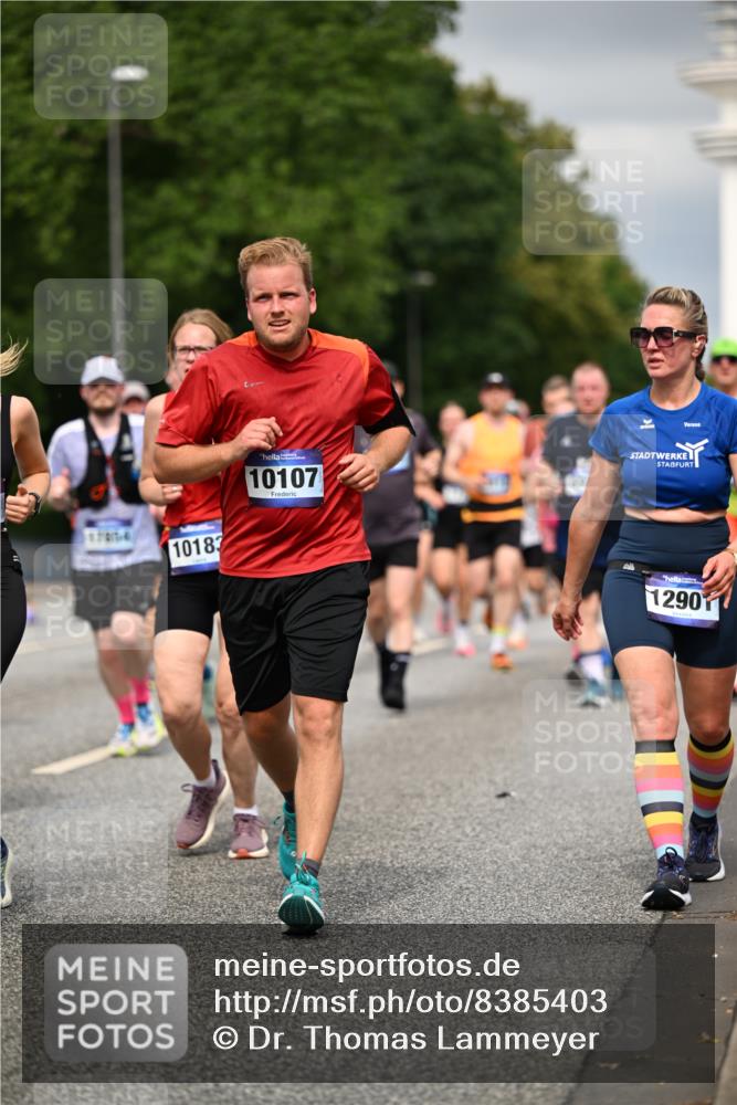 29.06.2025 - hella hamburg halbmarathon Dr. Thomas Lammeyer http://msf.ph/oto/8385403 29.06.2025 10:20:23 Kennedybrücke 1212, 1244, 1599, 2071, 2165, 2436, 2803, 2912, 3030, 3134, 3156, 3176, 3484, 3648, 3687, 4478, 4583, 4637, 6024, 6742, 6935, 7158, 7753, 7792, 8169, 8263, 8274, 8295, 8554, 8597, 8645, 8707, 8847, 9601, 9628, 9802, 9810, 10107, 10139, 10141, 10183, 10292, 10575, 10844, 11236, 11344, 11345, 11428 meine-sportfotos.de