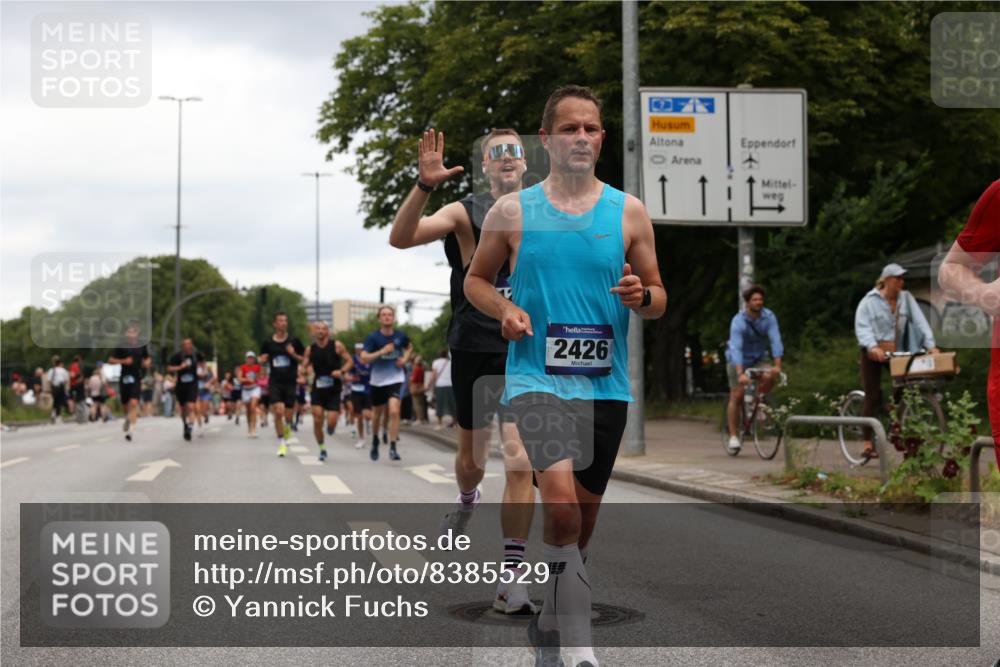 29.06.2025 - hella hamburg halbmarathon Yannick Fuchs http://msf.ph/oto/8385529 29.06.2025 10:55:15 20KM 1188, 1453, 1823, 2391, 2426, 2661, 5379, 5602, 5603, 5613, 5775, 6674, 6708, 6921, 7033, 7250, 7757, 8177, 8483, 9071, 9453, 9611, 9752, 9932, 9984, 10295, 10882, 11515, 12377, 12789, 12908, 13516, 13558, 15008, 16614, 17145, 17181, 17226, 17670, 17951, 18133 meine-sportfotos.de
