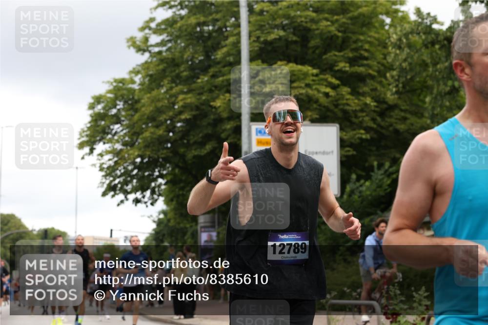 29.06.2025 - hella hamburg halbmarathon Yannick Fuchs http://msf.ph/oto/8385610 29.06.2025 10:55:16 20KM 1188, 1453, 1823, 2391, 2426, 2591, 2661, 5379, 5613, 5775, 6674, 6708, 7033, 7250, 7757, 8177, 8483, 9071, 9453, 9611, 9752, 9932, 9984, 10295, 10882, 11515, 12377, 12789, 12908, 13516, 13558, 15008, 16614, 17145, 17181, 17226, 17670, 17951, 18133 meine-sportfotos.de