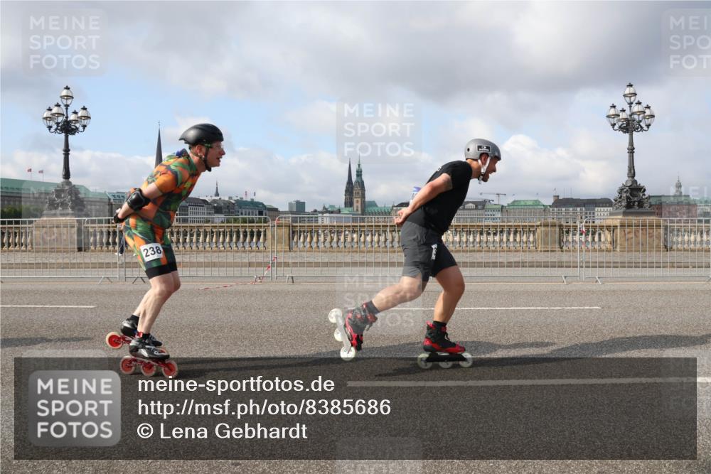 29.06.2025 - hella hamburg halbmarathon Lena Gebhardt http://msf.ph/oto/8385686 29.06.2025 08:52:54 Lombardsbrücke 238 meine-sportfotos.de